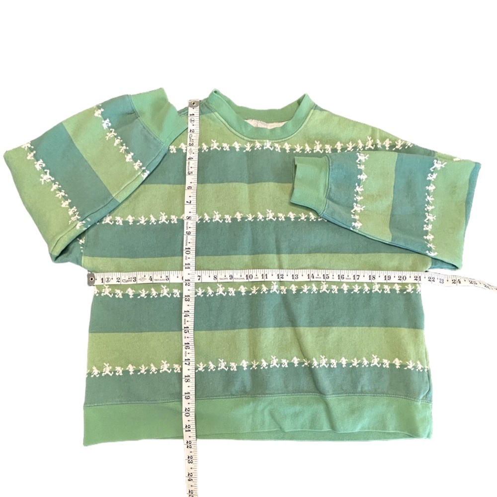 Disneyland resort Mickey and friends green striped logo cropped sweatshirt XS - Picture 6 of 6